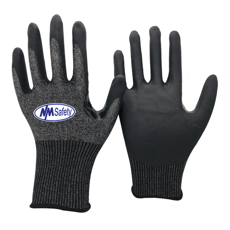 18-gauge-Cut-A5-&-E-nitrile-coated-gloves